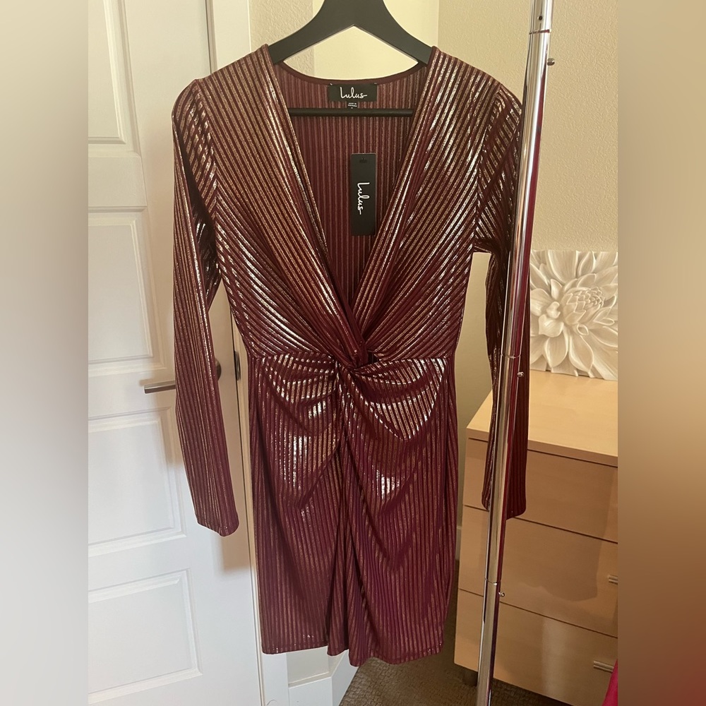 Lulu’s Dress Size Small Burgundy and Gold metallic
